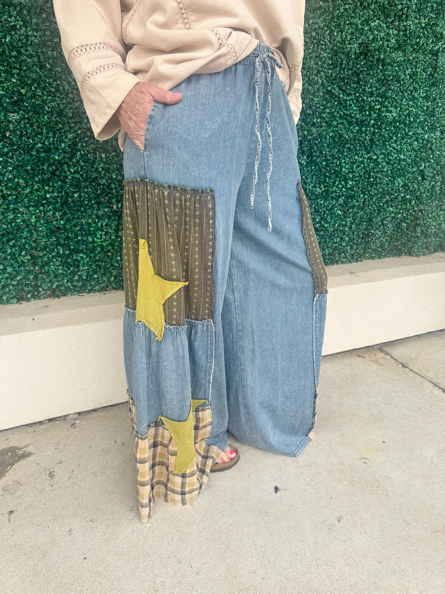 Vintage Star/Plaid Bottoms