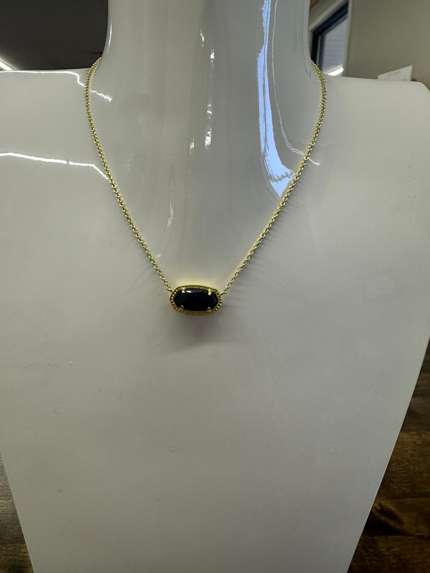 Kendra Scott Elisa Gold Pendant in Black Opaque Glass