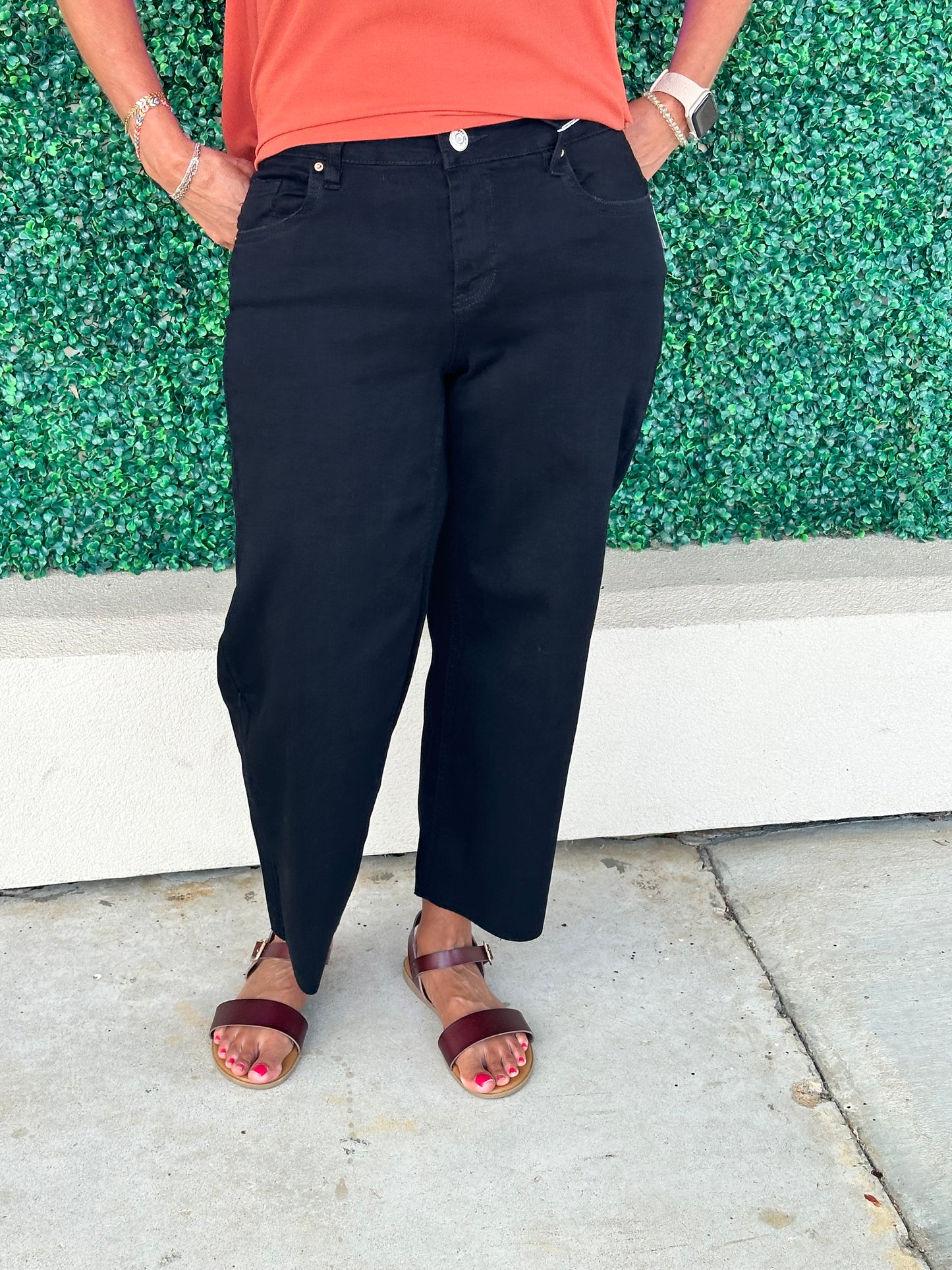 Black Cropped Bottoms