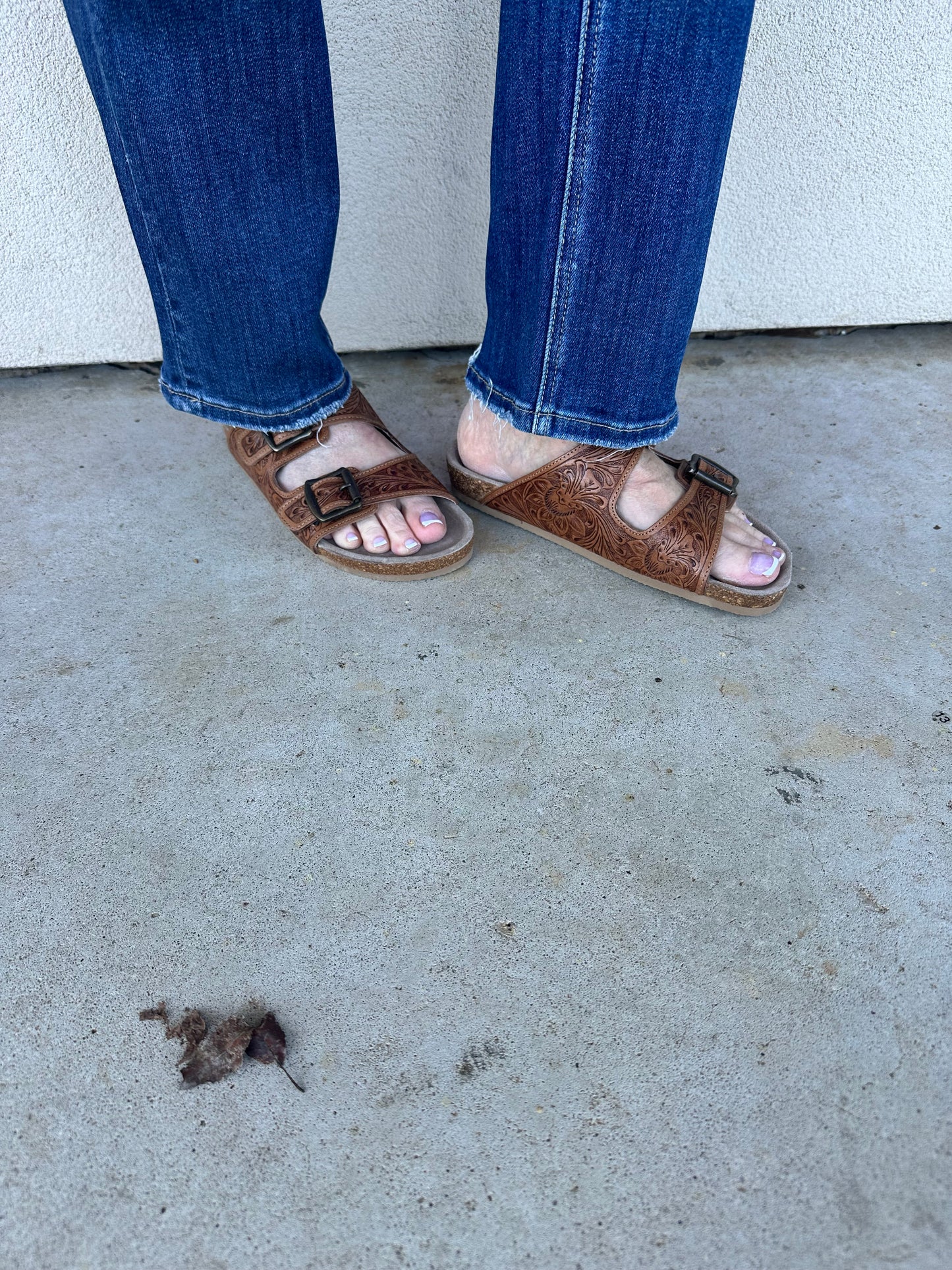 Myra Falling Feathers Sandals