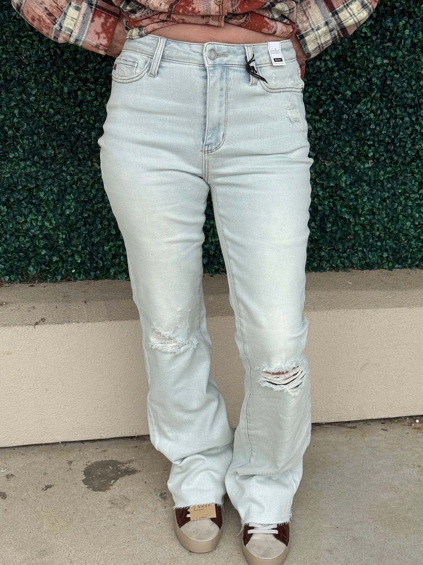 JB MR Destroy Fray Bootcut Jeans